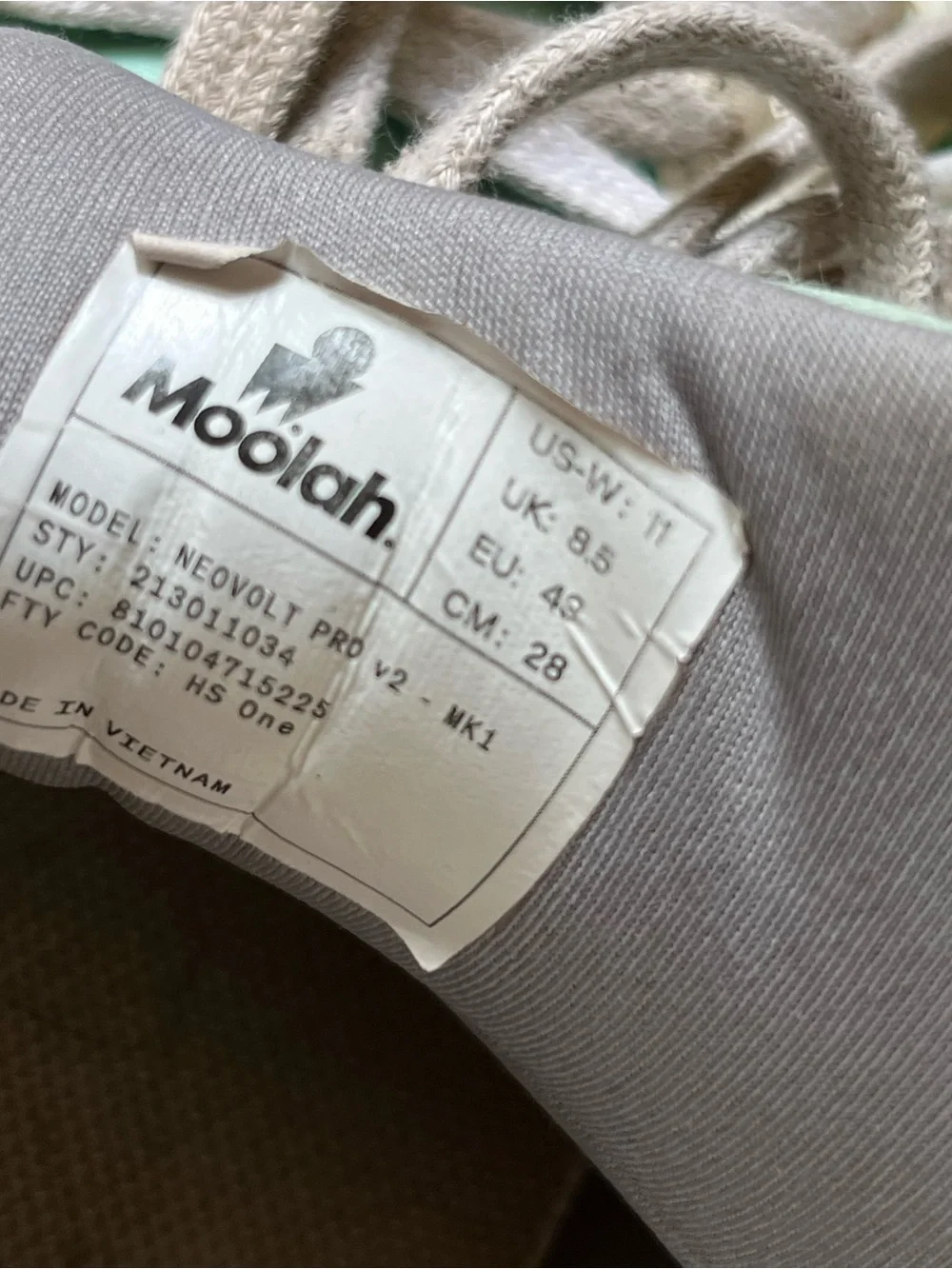MOOLAH Women's Mint Green Athletic Sneakers.Some stains and rips as shown.